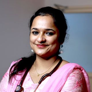 DR APARNA SURESH